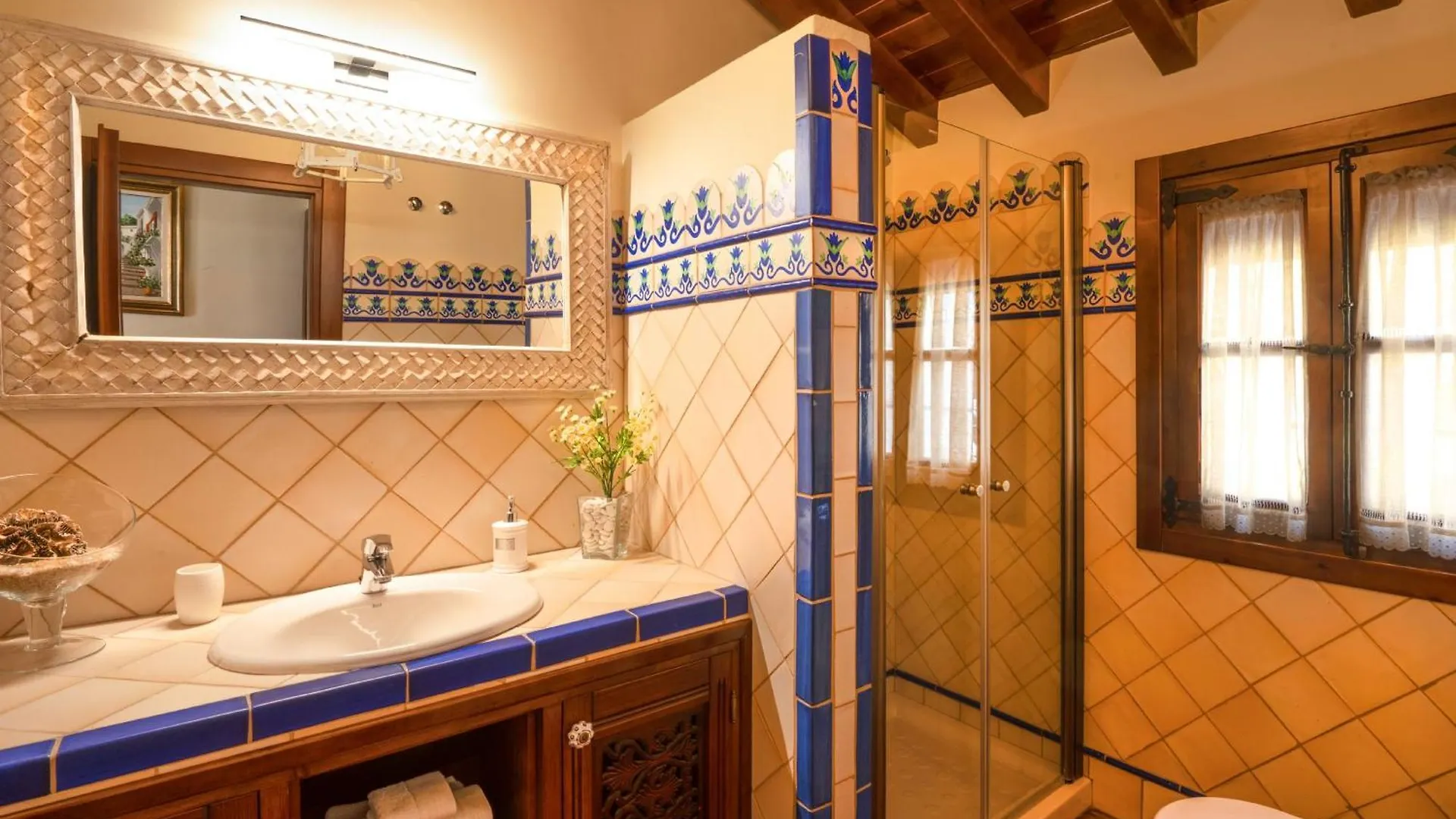 Villa Viewpoint: Private Pool Sleeps 6 Views Frigiliana 0*,