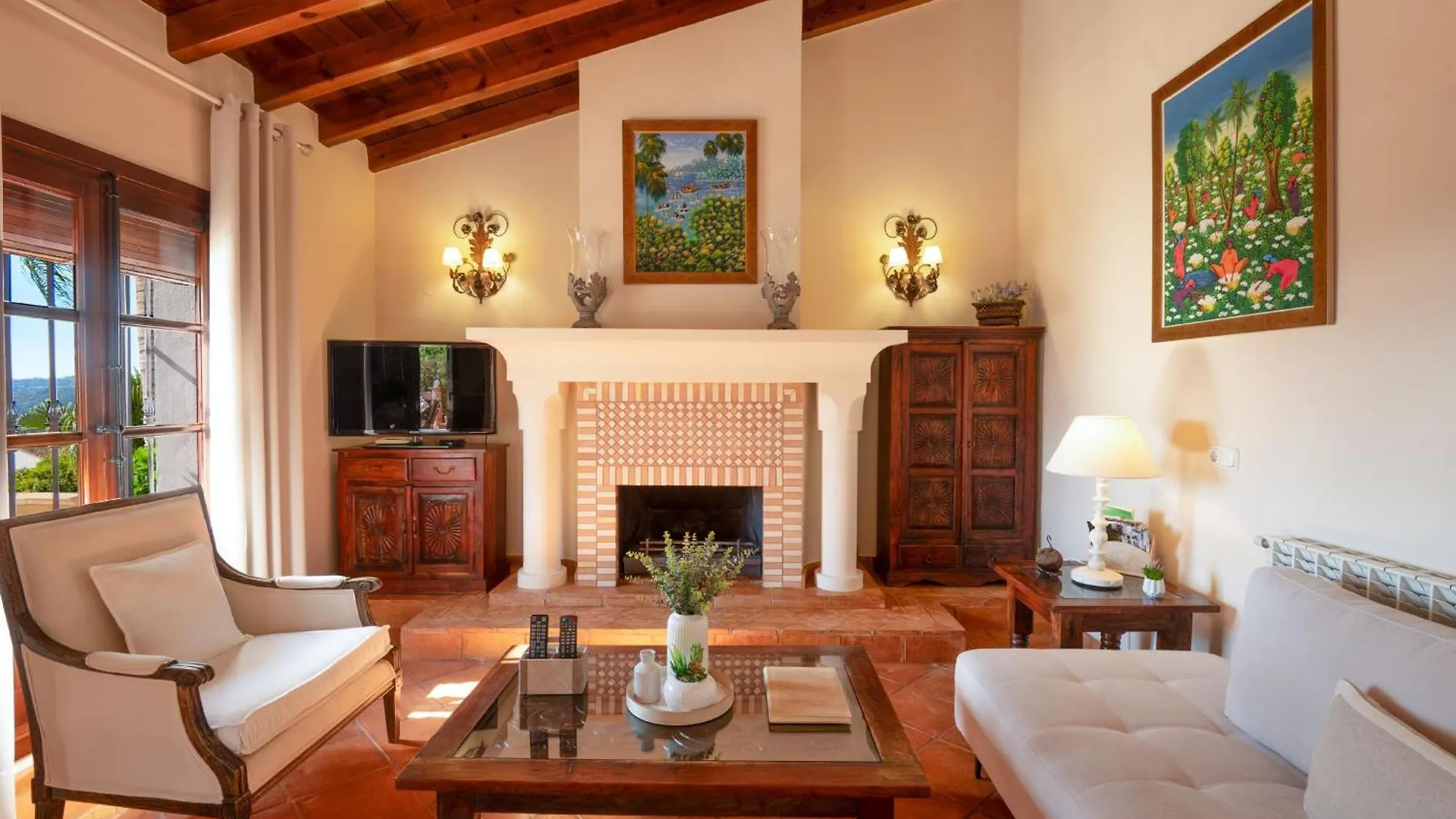 Villa Viewpoint: Private Pool Sleeps 6 Views Frigiliana Spain