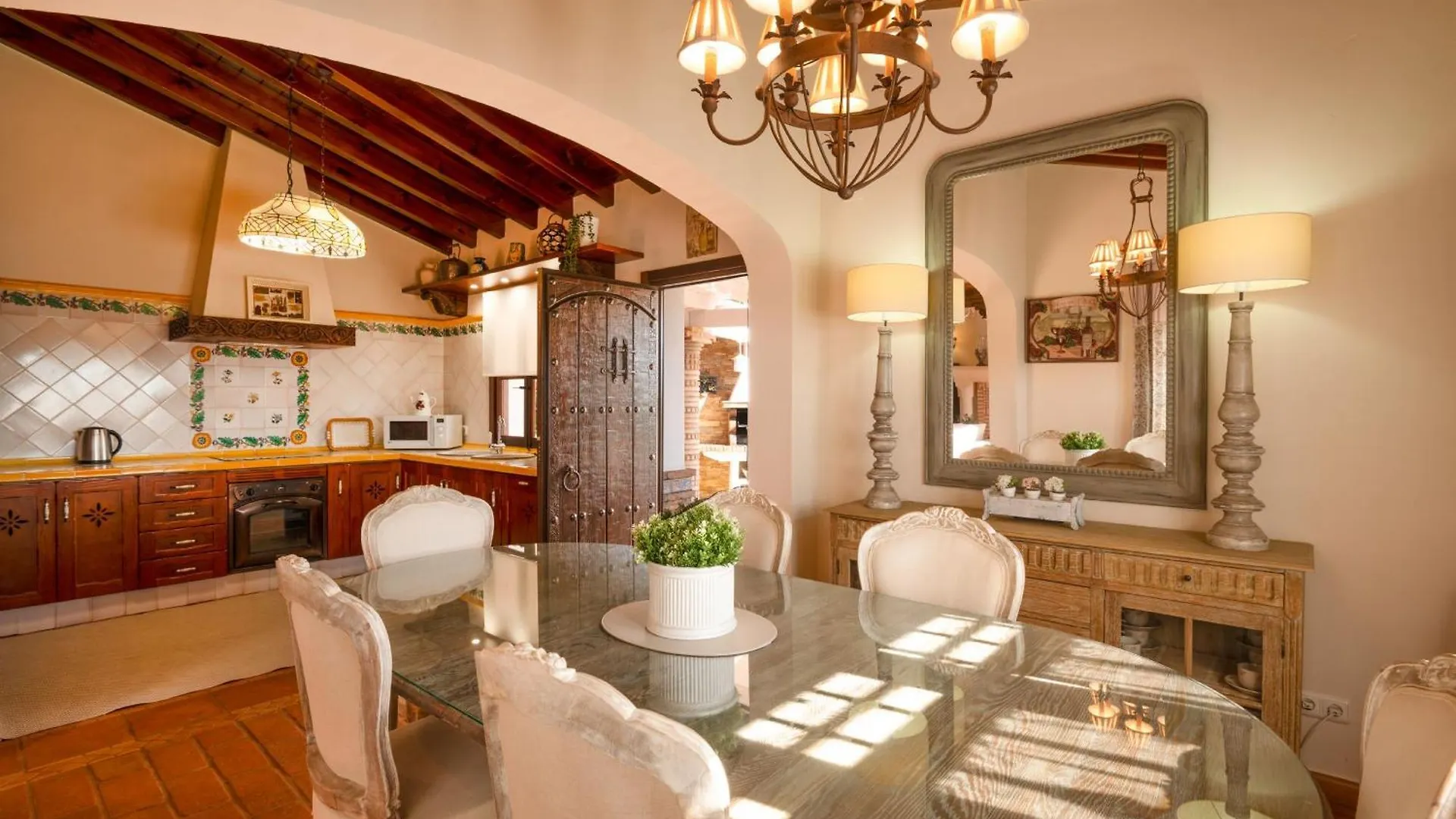 Villa Viewpoint: Private Pool Sleeps 6 Views Frigiliana