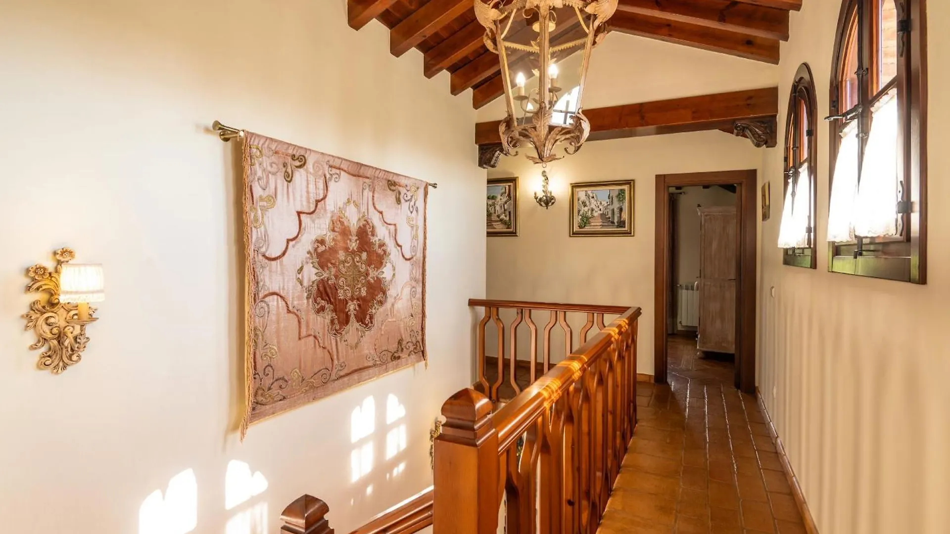 Villa Viewpoint: Private Pool Sleeps 6 Views Frigiliana